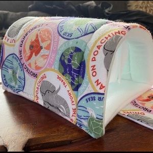 Small pet guinea pig hedgehog cozy hide